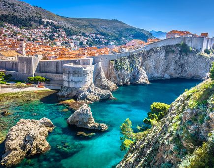 Blick auf die Stadtmauer Dubrovniks.