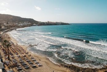Hotel, Nami Hotel & Suites