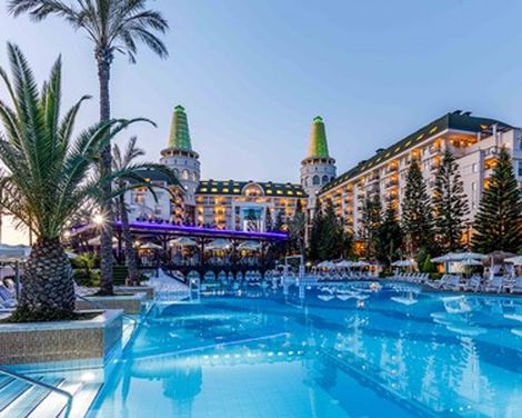 Delphin Diva-3