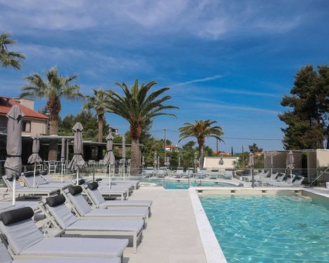 Anna Maria Paradise-2