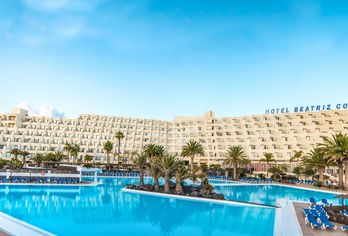 Hotel, Hotel Beatriz Costa & Spa