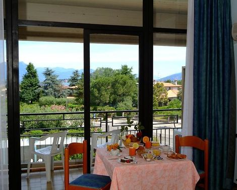 Residence Holiday-1