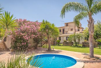 Hotel, Case di Latomie