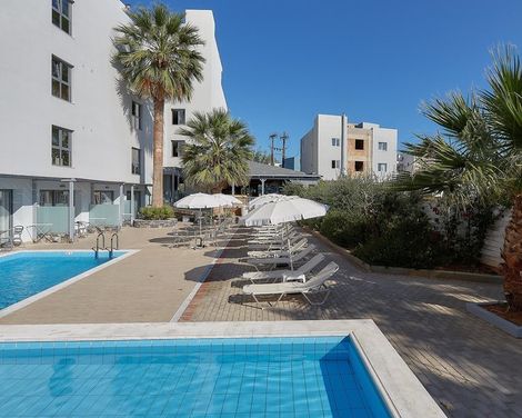 Pollis Hotel-1
