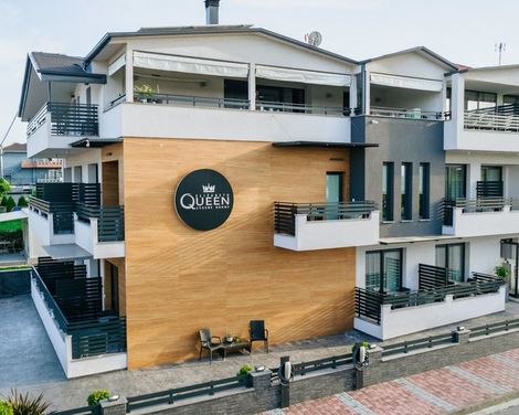 Elizabeth Queen Luxuxy Rooms-0