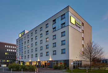 Hotel, Holiday Inn Express Düsseldorf - City North