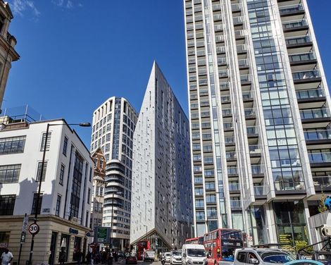 Montcalm East, Autograph Collection-3