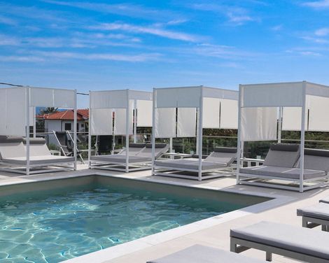 Anna Maria Paradise-1