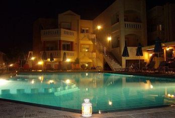 Hotel, Artemis Apartments