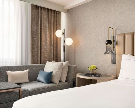 DoubleTree by Hilton San Francisco South Airport Blvd-4