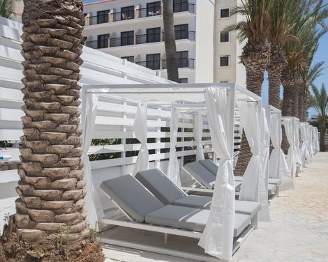 Bohemian Gardens Hotel-0