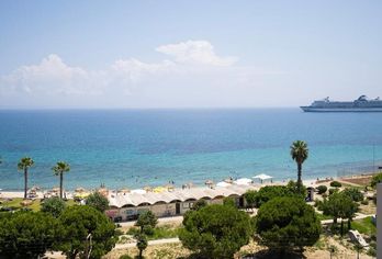Hotel, Palatino