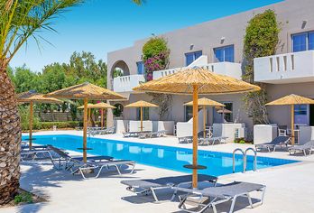 Hotel, Akti Beach Club