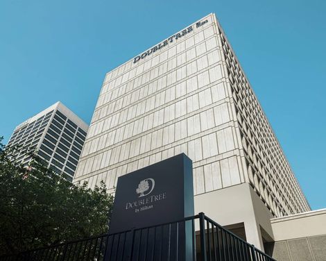 DoubleTree by Hilton Newark Penn Station-1