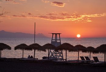 Aqua Blue Hotel - Member Of KD Hotels & Resorts