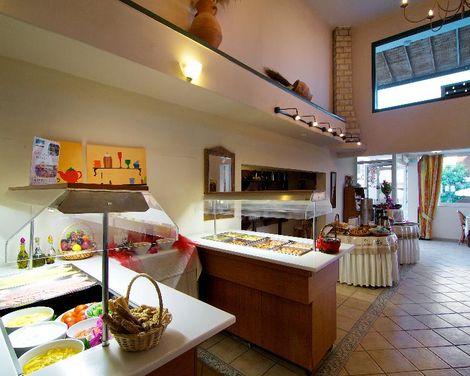 Trefon Hotel Apartments & Family Suites-4