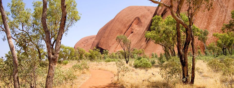 Auf Pfaden am heiligen Berg Uluru