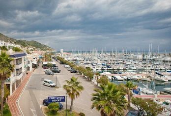 Hotel, Port Sitges Resort
