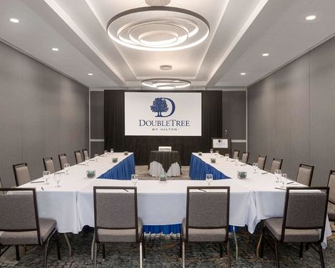 Doubletree by Hilton Fort Myers at Bell Tower Shops-3