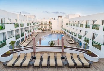 Hotel, Dunas Club