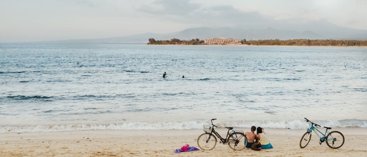  Entspannung an einem der schönsten Strände Balis auf Gili Air.