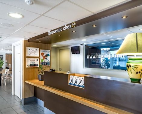 B&B HOTEL Cannes La Bocca Plage-4
