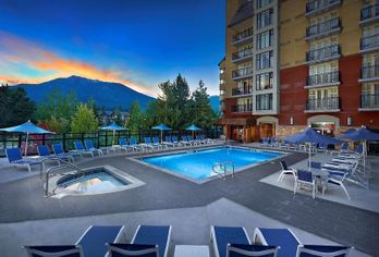 Hotel, Hilton Whistler Resort & Spa