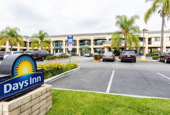 Hotel, Days Inn & Suites by Wyndham Artesia