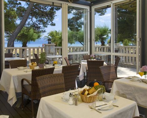 Hotel Plaža Omiš-4