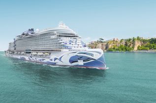 Norwegian Viva auf dem Meer