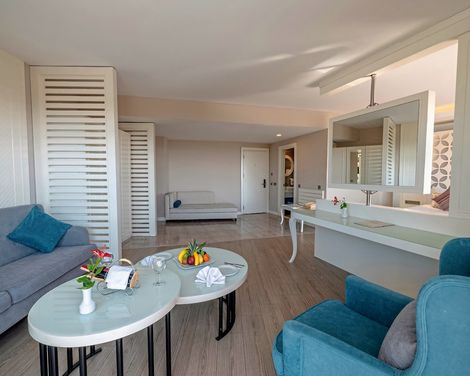 Diamond Premium Hotel & Spa-4