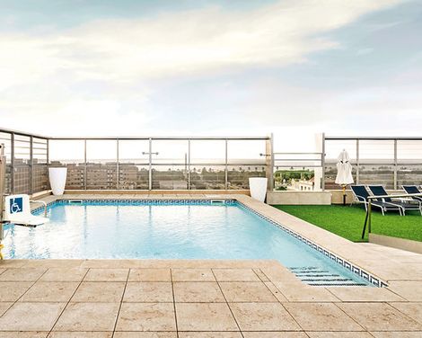 Hotel ILUNION Barcelona-1