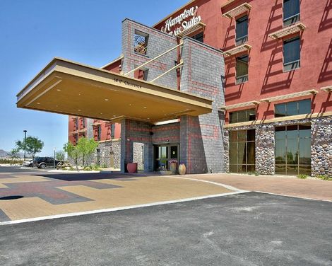 Hampton Inn & Suites Scottsdale at Talking Stick-2