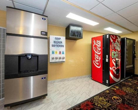 Red Roof PLUS+ Newark - Carteret-0