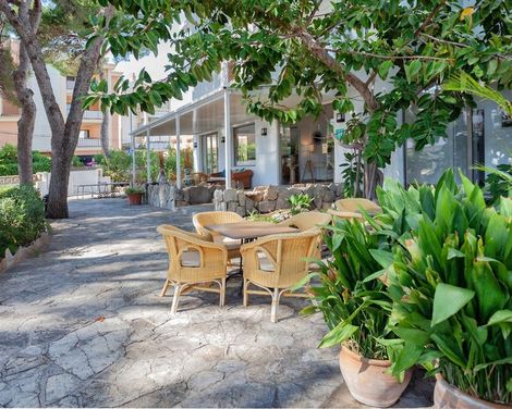 Petit Garden Hotel by Flacalco-1