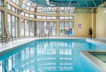 Hotel, Quality Fallsview Cascade Inn