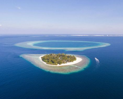 Malahini Kuda Bandos Resort-3