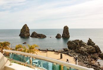 Hotel, Grand Hotel Faraglioni