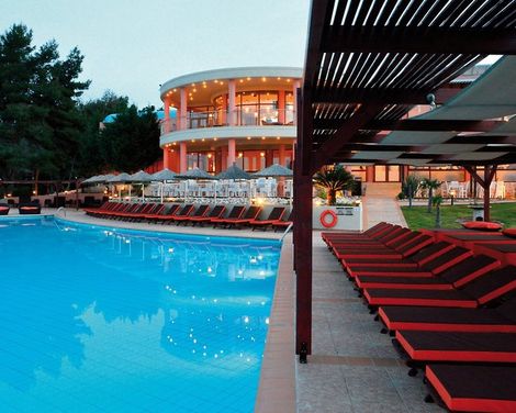 Alia Palace Luxury Resort Hotel & Villas-3