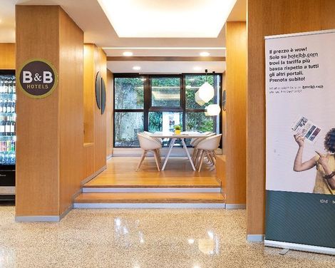 B&B HOTEL Udine-4