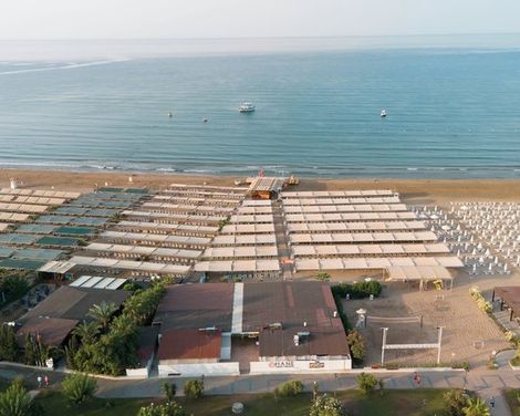 Hane Family Resort-1