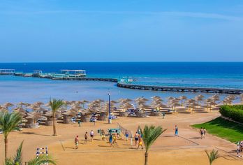 Hotel, Titanic Beach