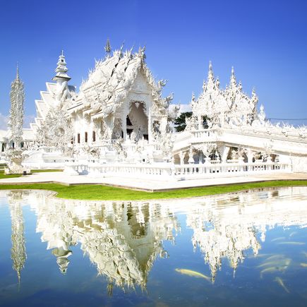 Wat-Rong-Khun-Tempel ganz in Weiß