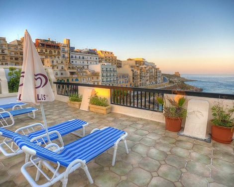 Saint Patrick's Hotel-1