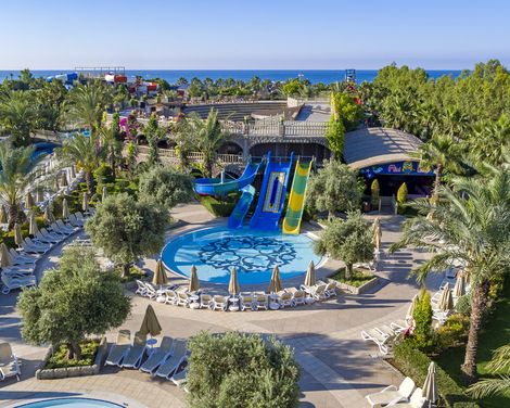 Royal Holiday Palace-2