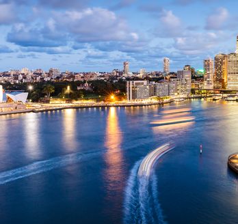 Aussicht auf Sydneys Panorama und Opernhaus