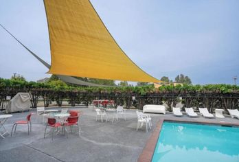 Hotel, Ramada by Wyndham Tukwila Southcenter