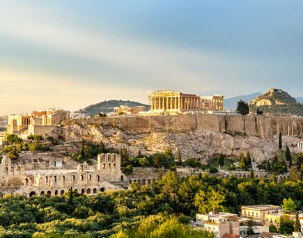 Blick über Athen im Hintgergrund die Berge