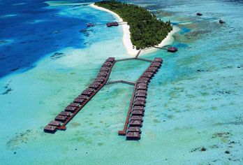 Hotel, Medhufushi Island Resort