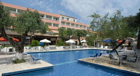 Alexandros Hotel